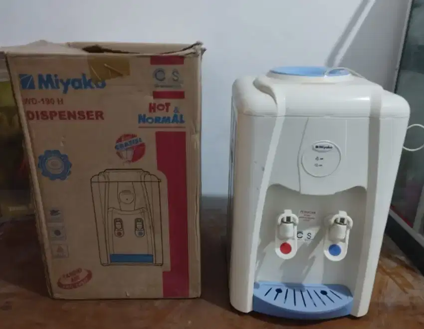 Dispenser Miyako hot & normal masih bagus