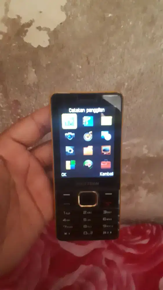 hp politron  2  gsm    250 neet angkut. bantu up  ga cocok