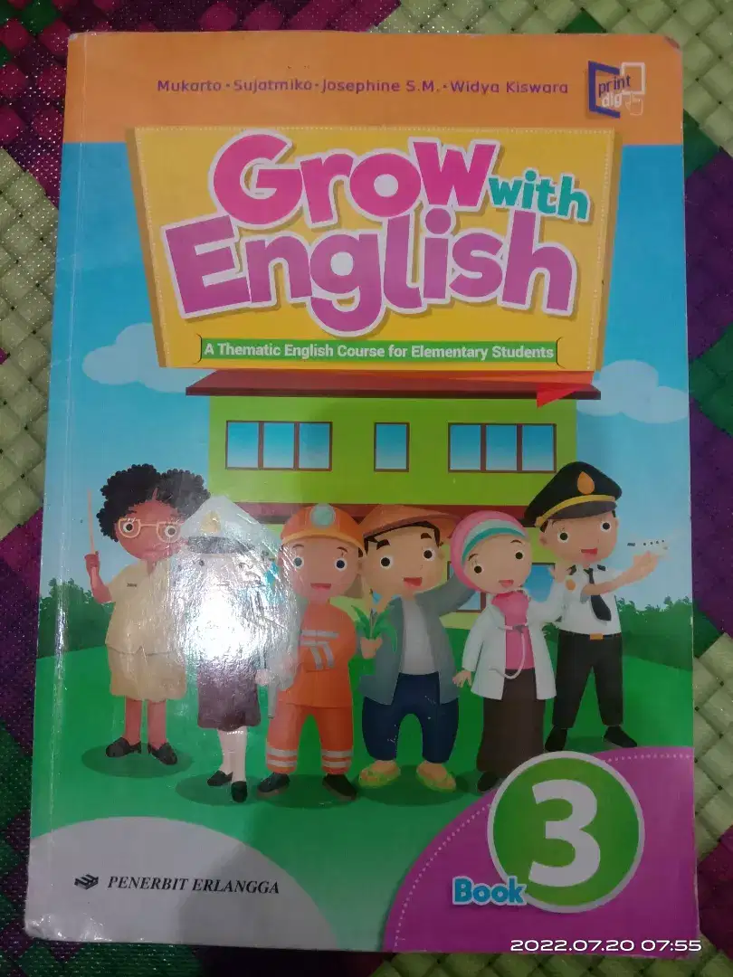 Grow with English book 3