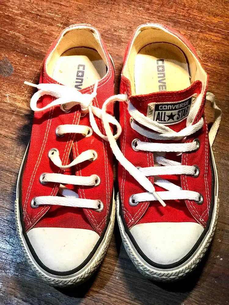 DIJUAL : Sepatu Santai CONVERSE Original Untuk Remaja