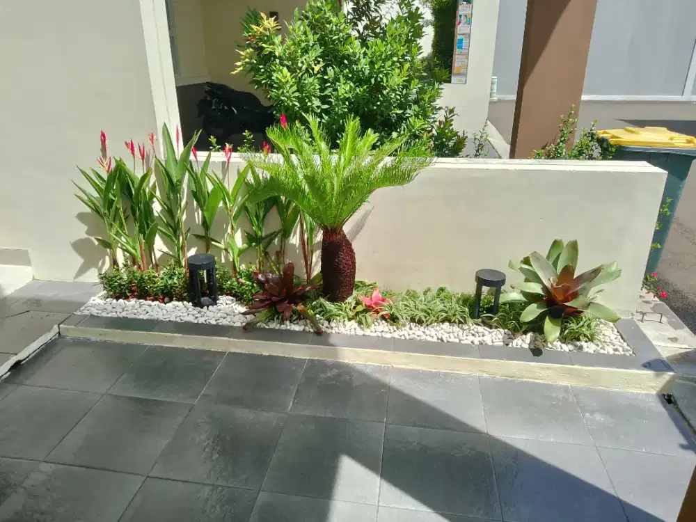 Jasa pembuatan vertikal garden sintetis/dekorasi taman