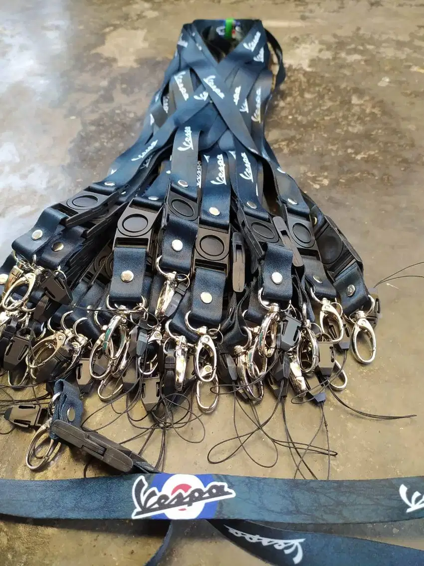 Souvenir Tali Lanyard Tali ID Card Gantungan Kunci Sablon Print Custom