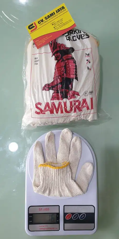 Sarung Tangan Putih (B4)