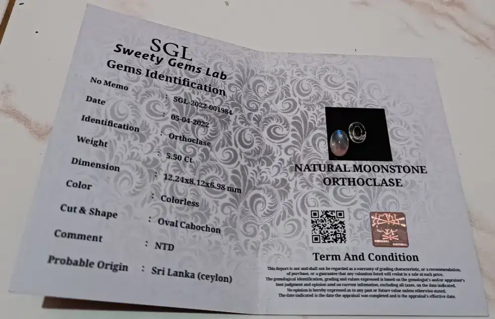 Natural Moonstone Orthoclase (Sri Lanka) aka Biduri Bulan
