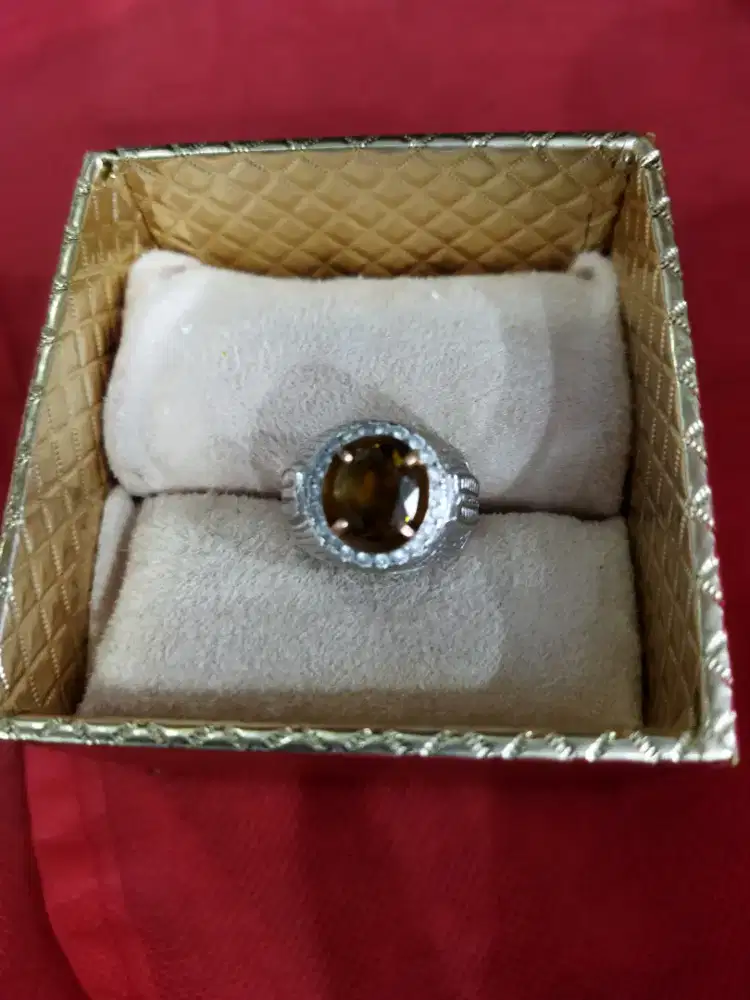 Cincin Eropa Pria Berlian Chrysoberyl Honey Kode 008