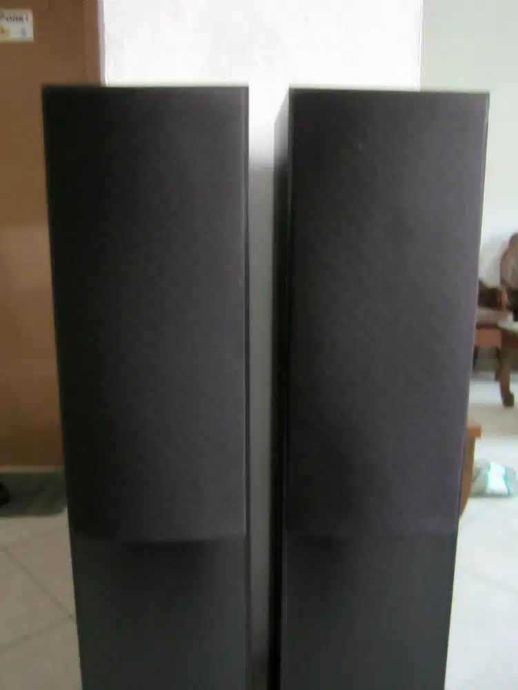 Speaker Floorstand Wharfedale Crystal