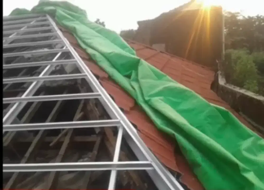 Atap baja ringan galvalum