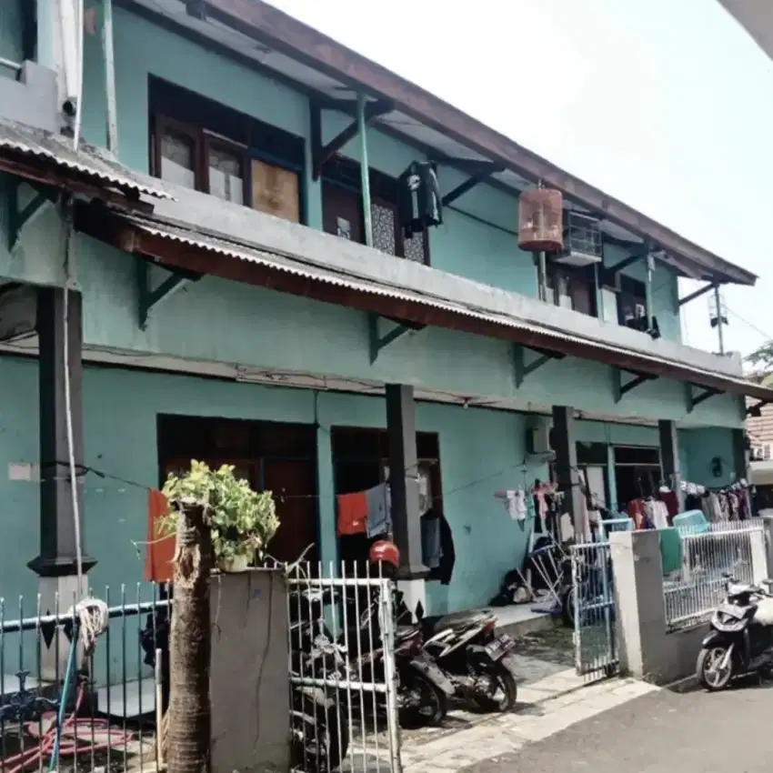 Dijual Rumah Kos 16 pintu