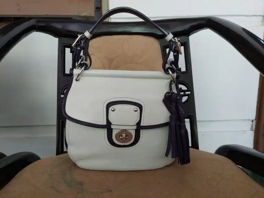 Garage Sale Coach Archive Slingbag/Handbag