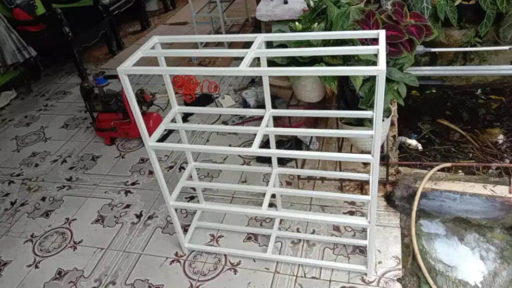 Rak sepatu 4 susun kokoh besi hollow
