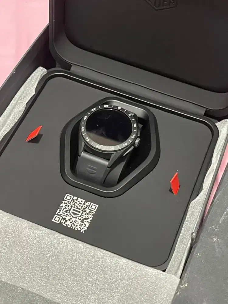 Jam tangan tag heuer connected Jam Tangan 913341211