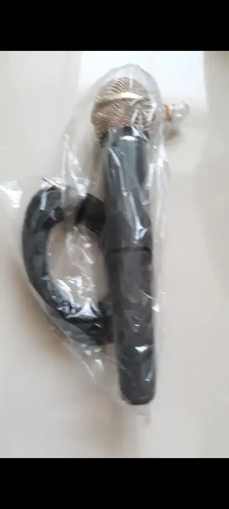 mic kabel ada 5 buah