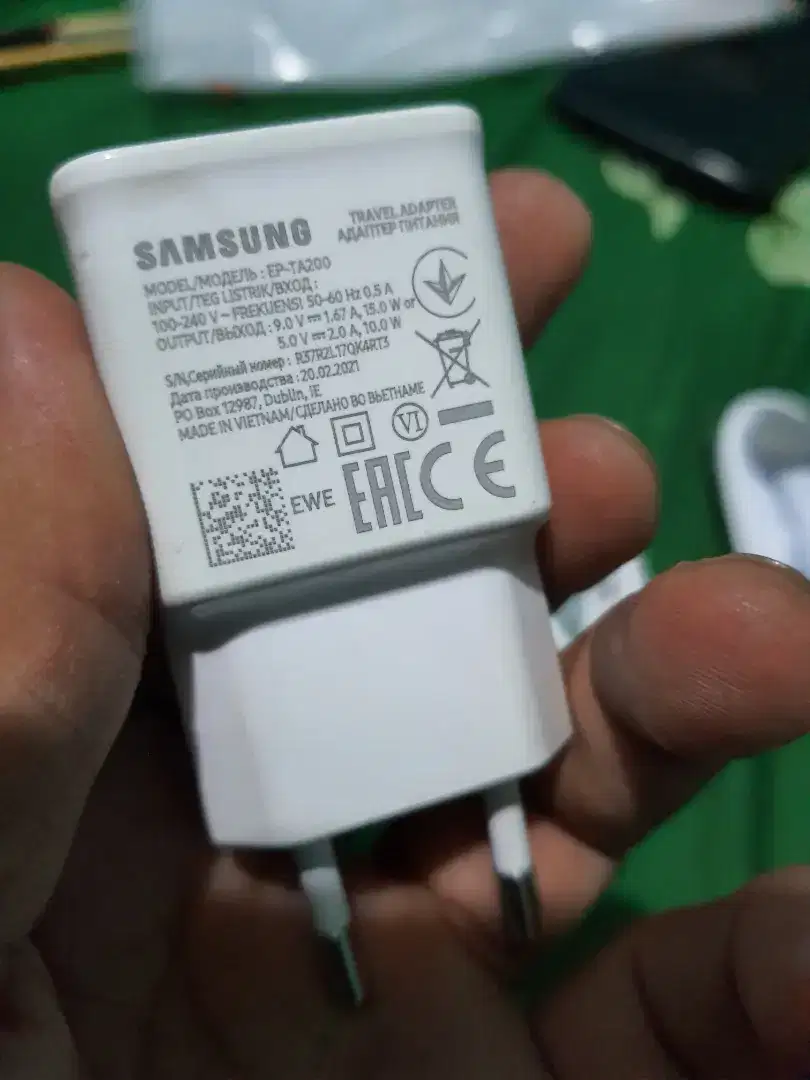 Charger plus headset ori cabutan/bawaan Samsung A51