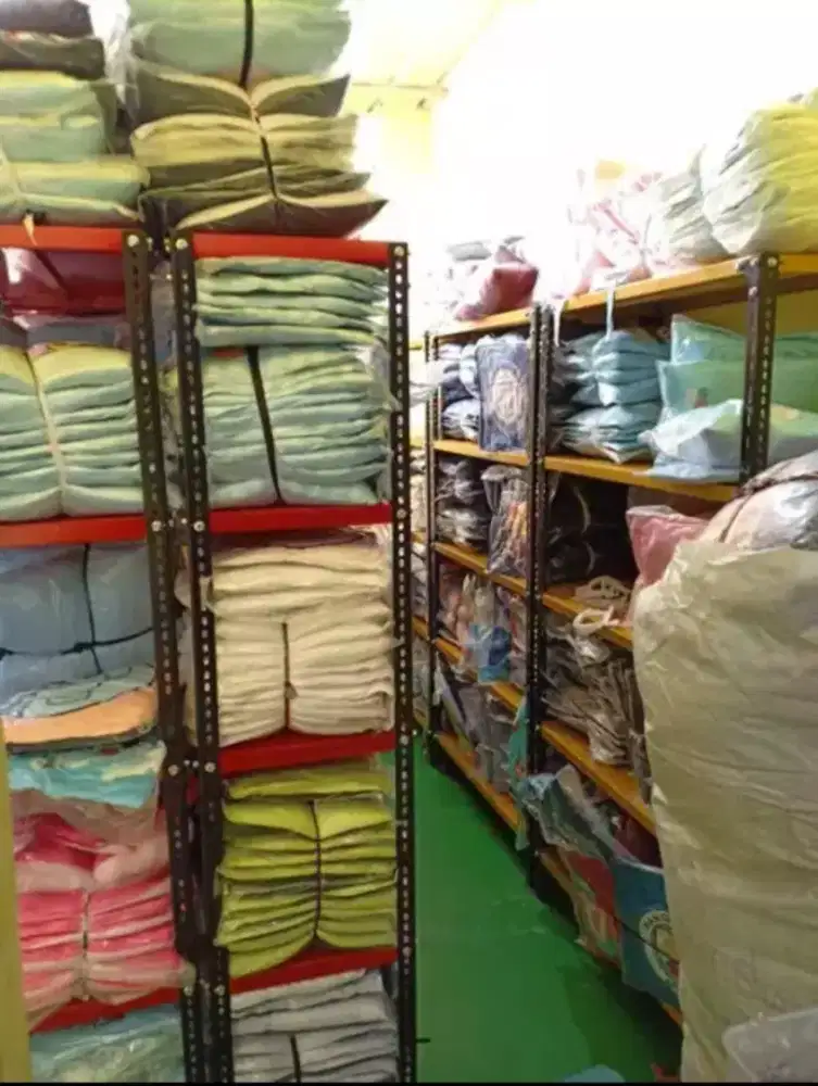 Rak besi siku lubang serbaguna