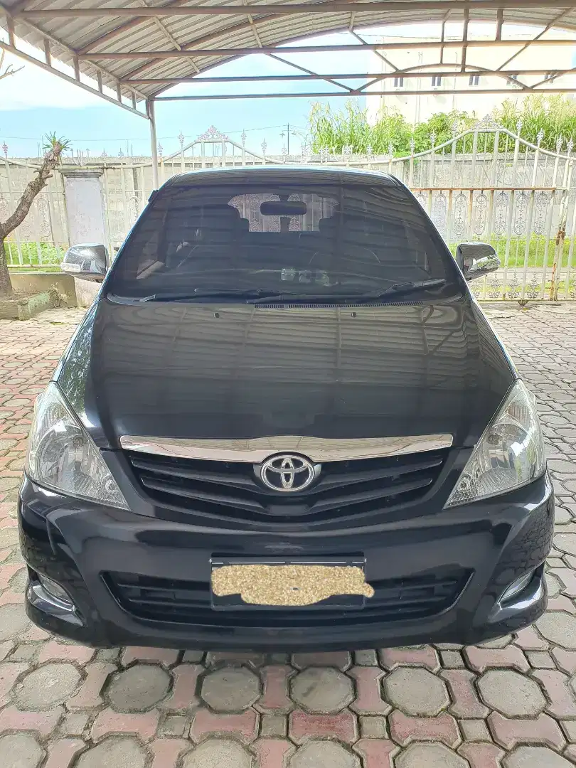 Toyota Kijang Innova 2.5 G AT Diesel (2011)