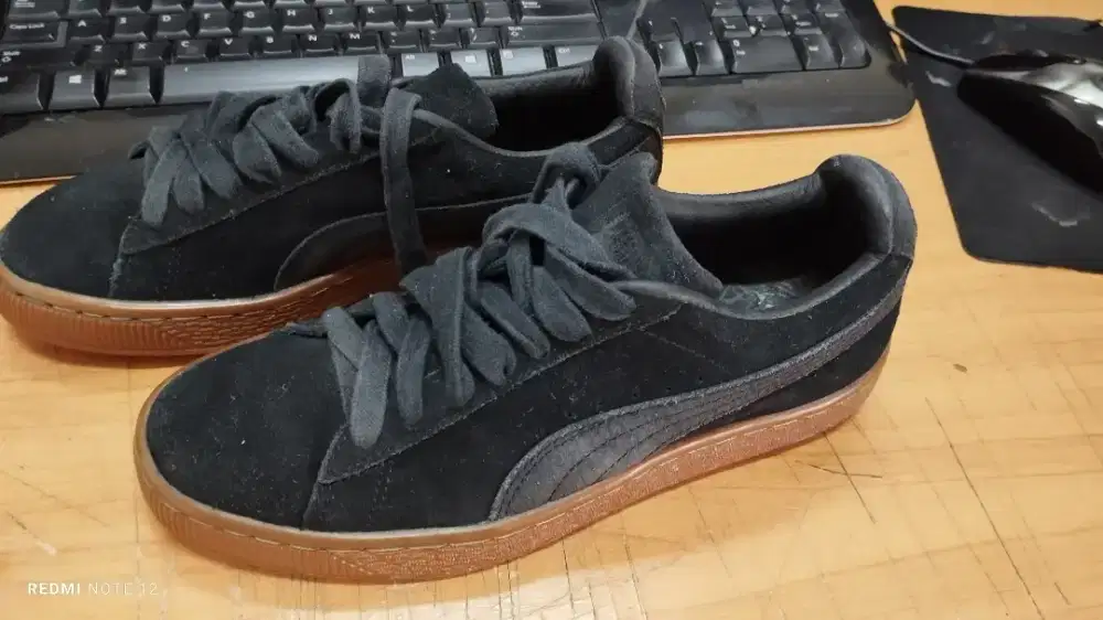 srpatu puma kids size 36