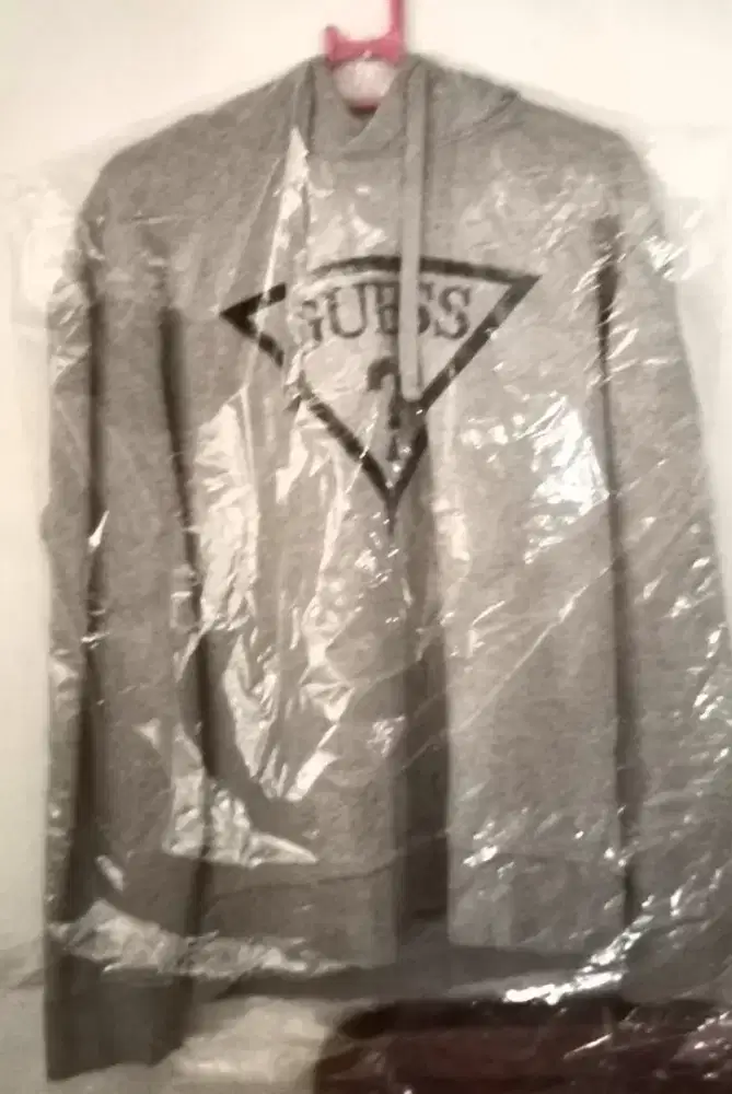 Harga hoodie sales guess original