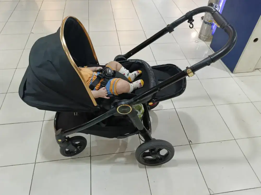 Preloved Stroller Mamas Papas Ocarro Black Diamond