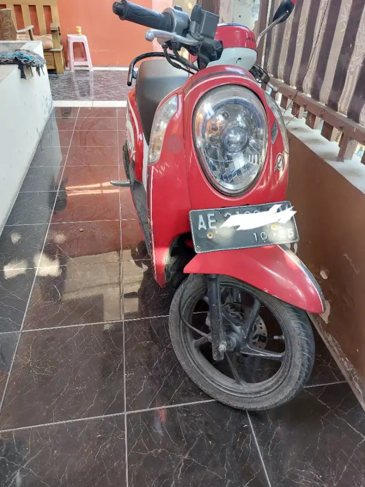 Honda Scoopy 2015