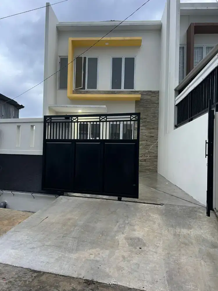 Rumah 2 lantai hook komplek joglo 169 m2