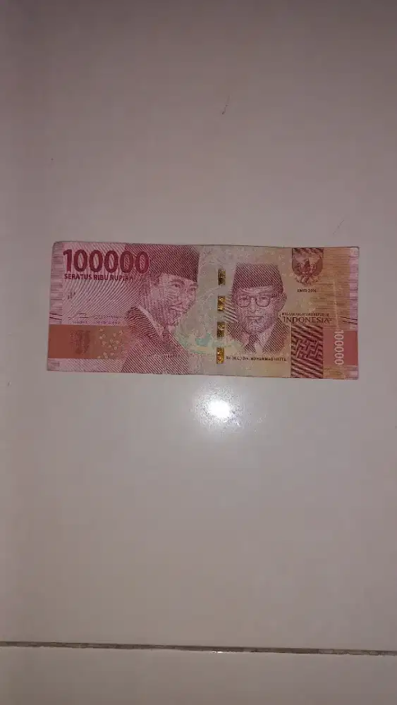Uang kertas Rp 100 rb no seri unik