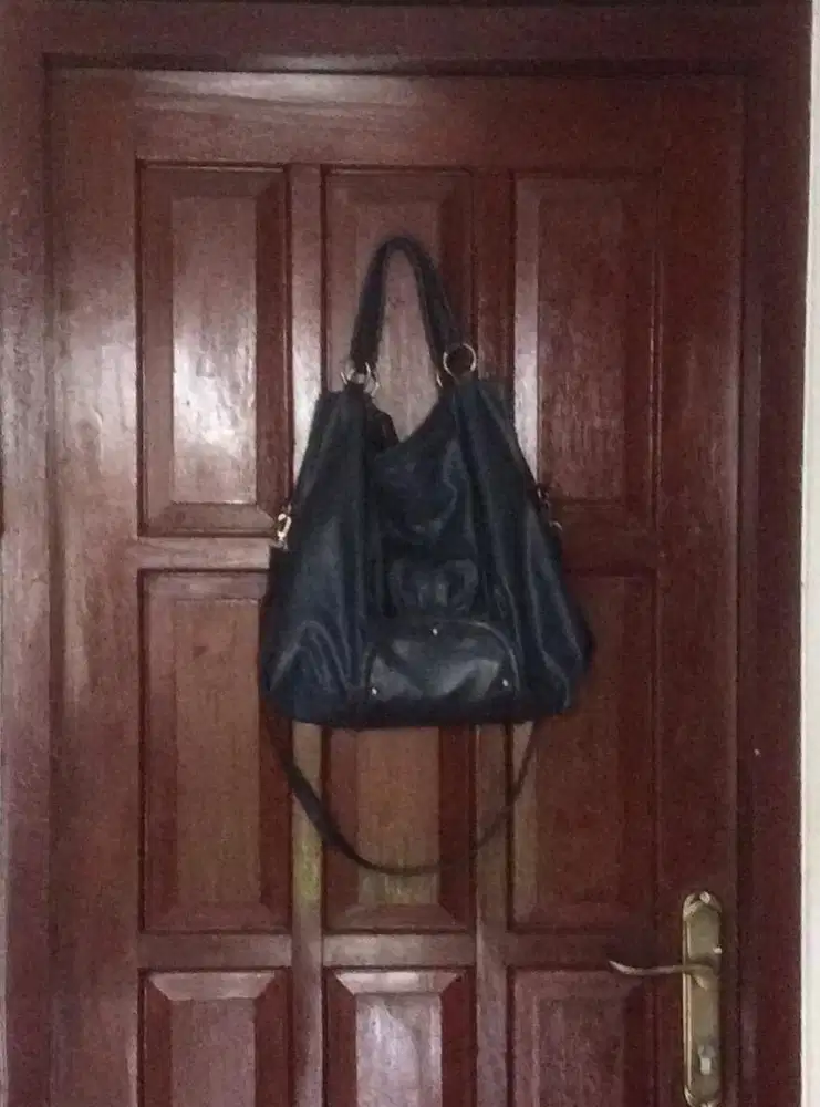 Tas sophi martin biru dongker