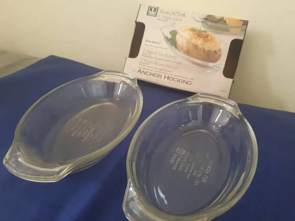 Anchor Hocking USA Baking Dishes, 2 pcs x  473 Microwave Safe