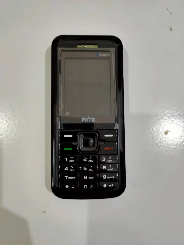 Mito Handphone (Black)