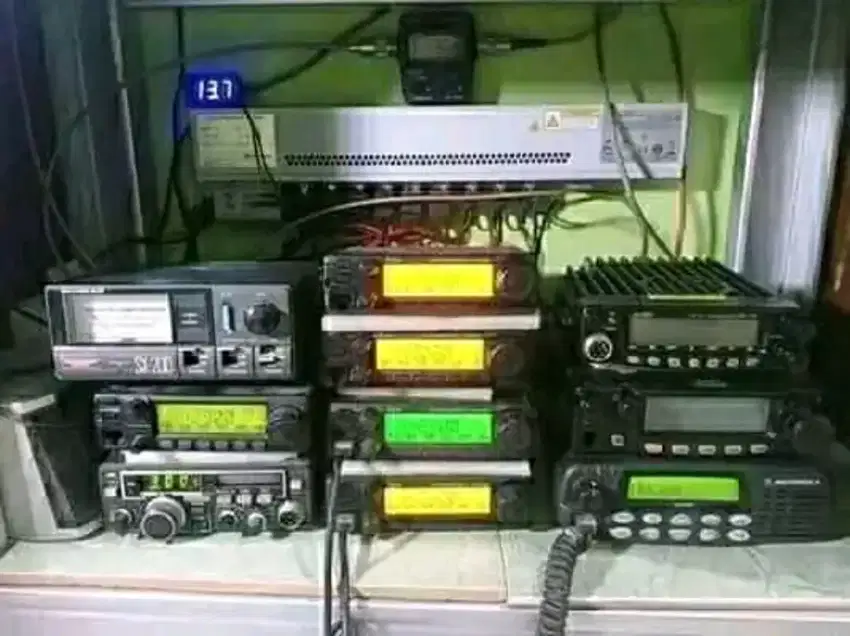 RADIO HT GPS ALAT KOMUNIKASI DIBELI BAYAR TUNAI CARI BAYAR CASH