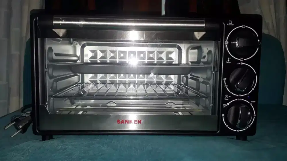 Sanken Oven Listrik 19 liter