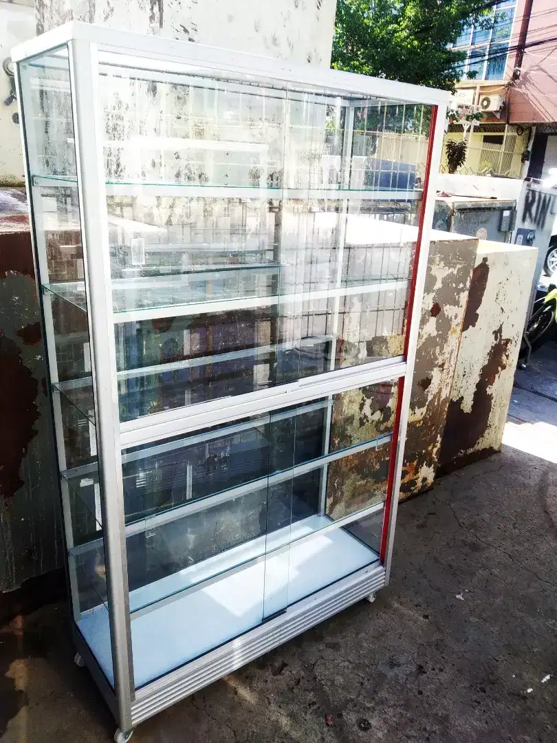 Etalase Tinggi P.100
