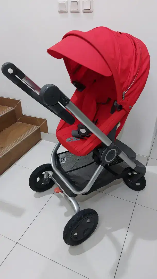 BABY STROLLER STOKKE SCOOT V2 RED (FAVORIT)