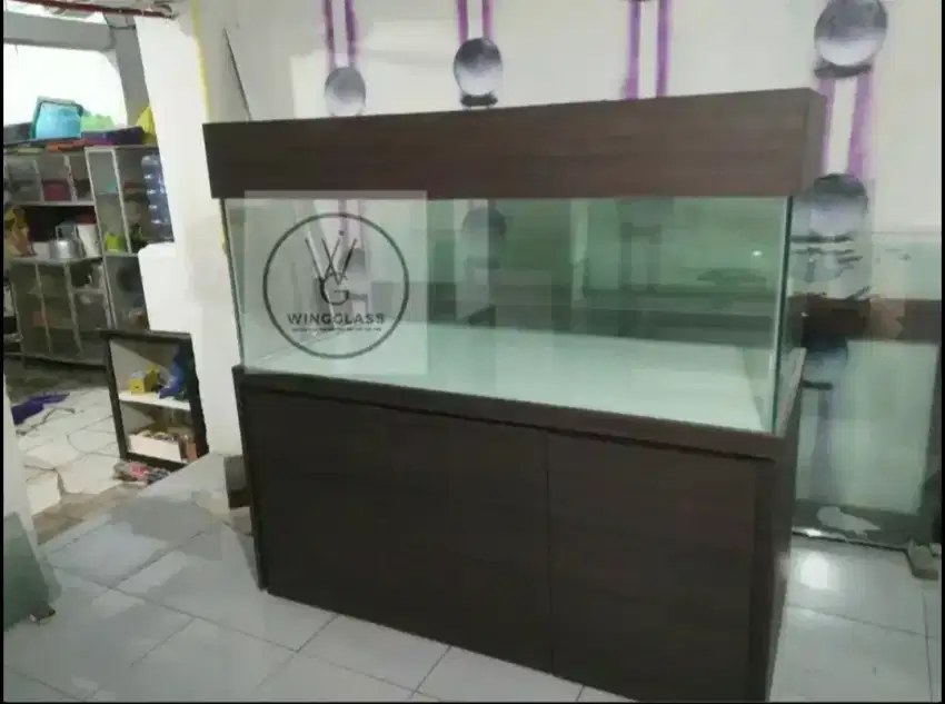 aquarium kabinet ukuran 120×50×50cm kaca full 8mili