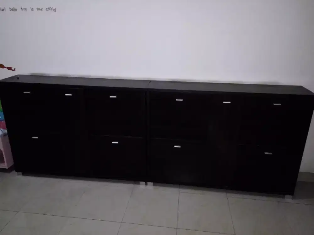 Rak sepatu kayu INFORMA