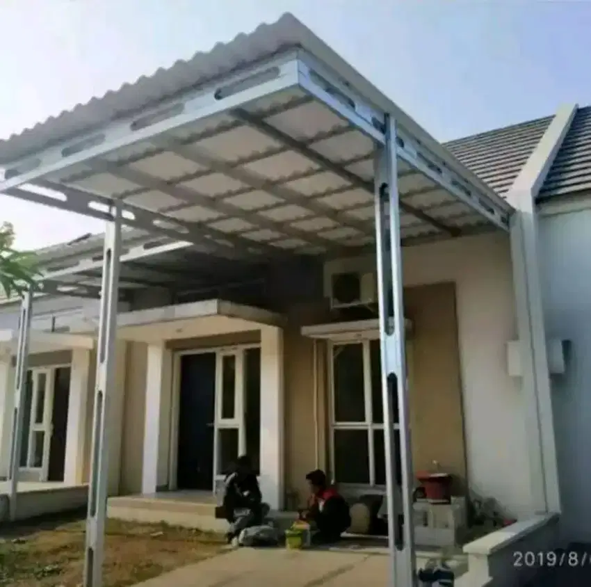 Kanovi teras rumah minimalis