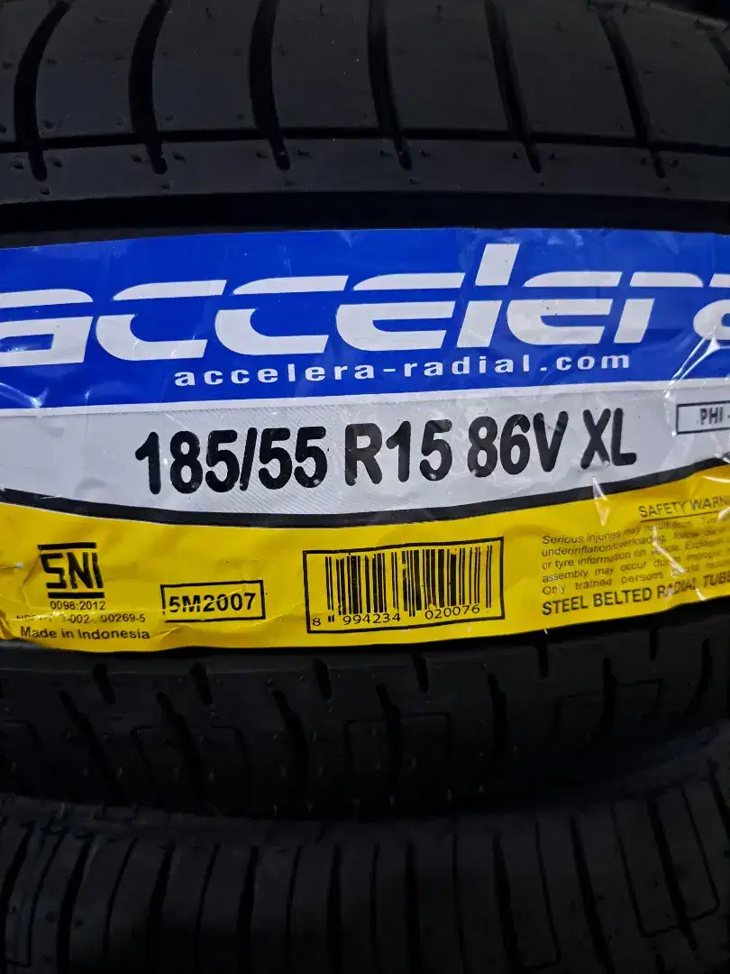 ban 185.55.R15 merk accelera thn 2024