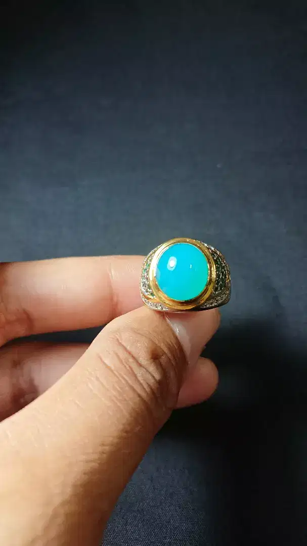 Bacan Doko majiko galian Lawas Kristal