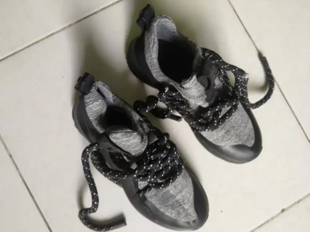 Sepatu Nike original Made in vietnam