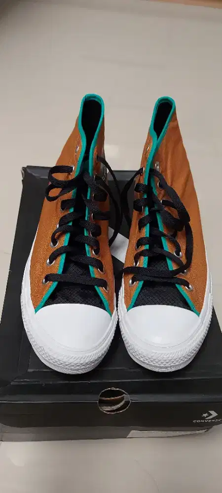 Converse CTAS HI Dark Soba