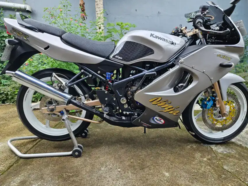 Jual Kawasaki Ninja RR