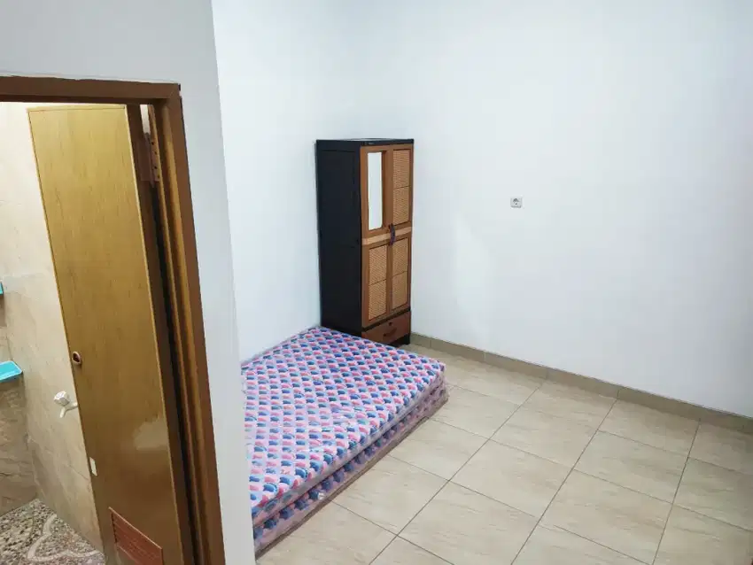 Kosan AC daerah matraman free wifi