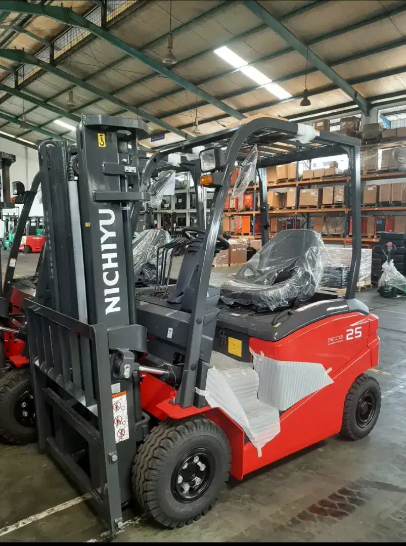 Nichiyu forklift 2,5 ton 2.5 FB25-85-3 meter