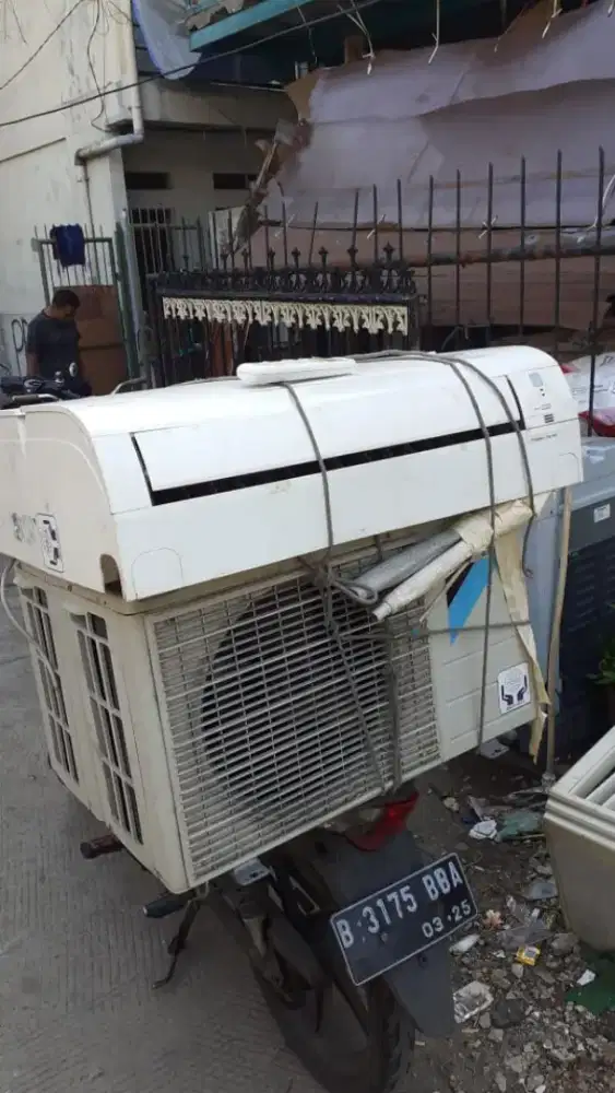 Mencari AC bekas yg mau di jual