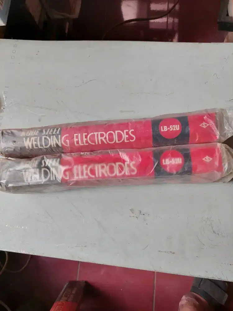 Welding Electrodes LB-52U/4 mm (Kawat Las/Hrg per-kg)