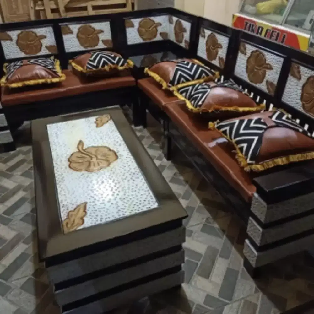 Kursi Sudut Buldog FREE Busa & Bantal