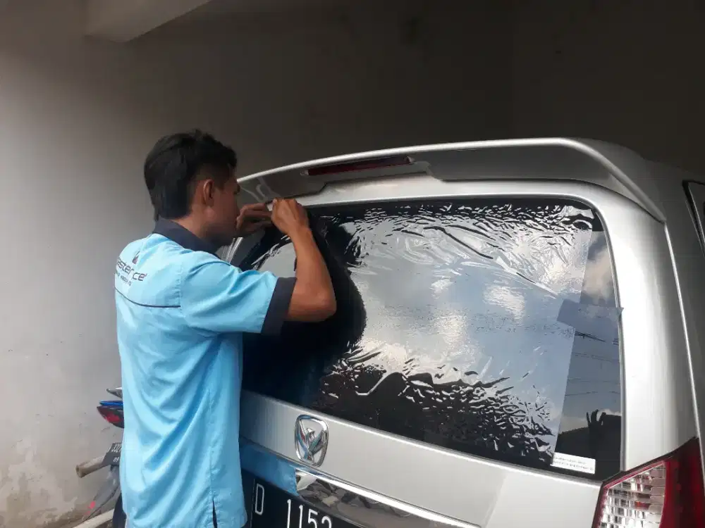 pasang kaca film mobil panggilan