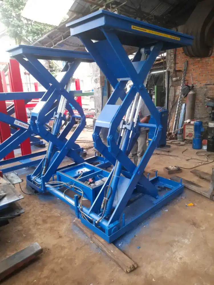 Mini Scissor Lift/Lift Mobil/Lift Service Mobil