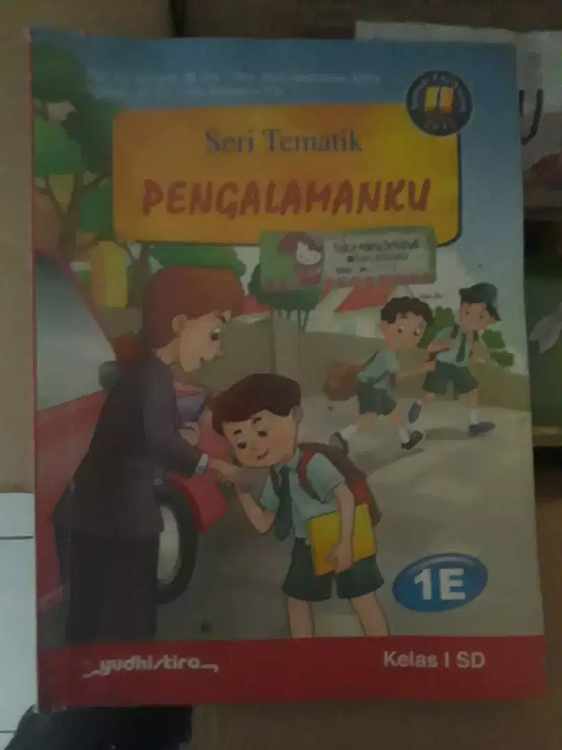 Buku seri tematik pengalaman