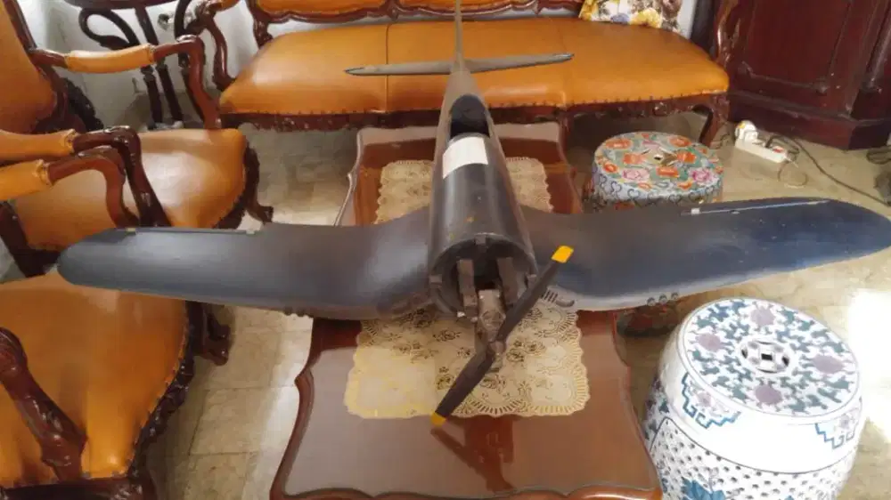 Aeromodelling Corsair Model + engine YS F-91AC