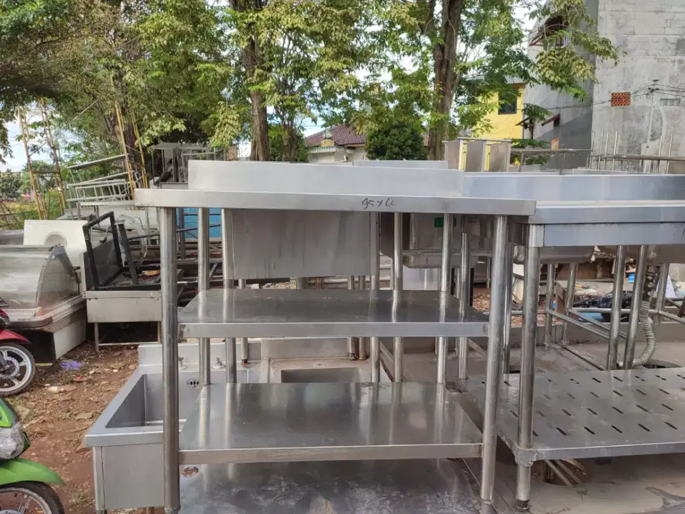 Jual beli peralatan dapur bekas resto / restoran